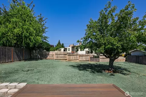 Exterior - 4960 Vesper Dr, Everett, WA 98203 photo 11 of 11
