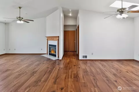 Living - 860 W Sylvester Ct, Sequim, WA 98382 photo 6 of 6