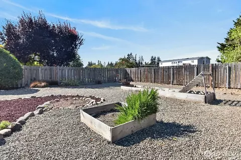 Exterior - 860 W Sylvester Ct, Sequim, WA 98382 photo 8 of 9