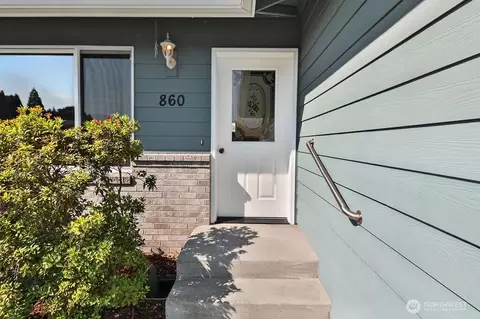Entry Way - 860 W Sylvester Ct, Sequim, WA 98382 photo 1 of 3