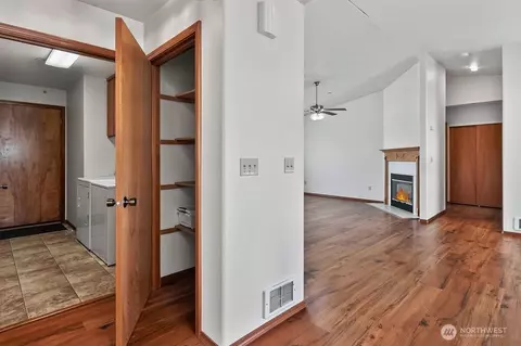 Entry Way - 860 W Sylvester Ct, Sequim, WA 98382 photo 2 of 3