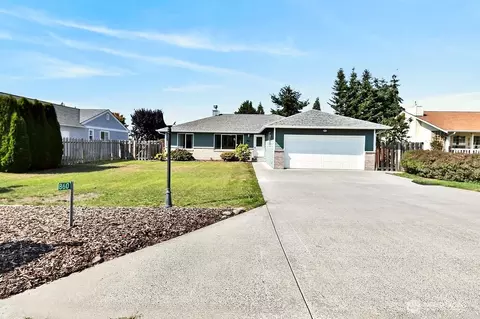 Exterior - 860 W Sylvester Ct, Sequim, WA 98382 photo 2 of 9