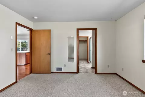 Bedroom - 860 W Sylvester Ct, Sequim, WA 98382 photo 1 of 4