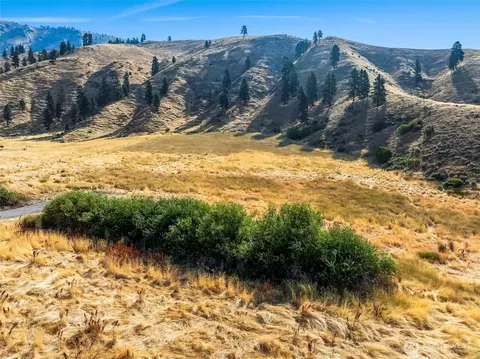 2 Nahahum Canyon Rd, Cashmere, WA 98815