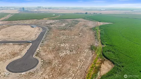 181 Legacy Ln, Moses Lake, WA 98837