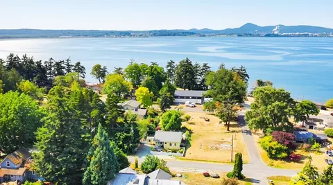 11256 2nd St, Mount Vernon, WA 98273