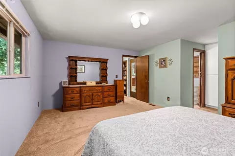 Bedroom - 132 Armstrong Rd, Chehalis, WA 98532 photo 2 of 4