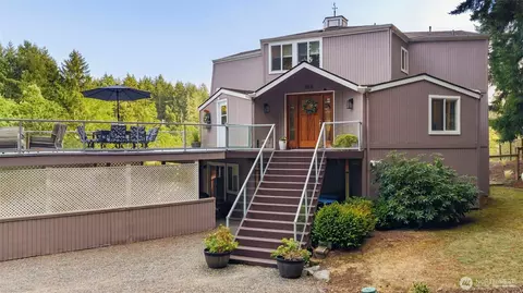 888 Leschi Way, Fox Island, WA 98333