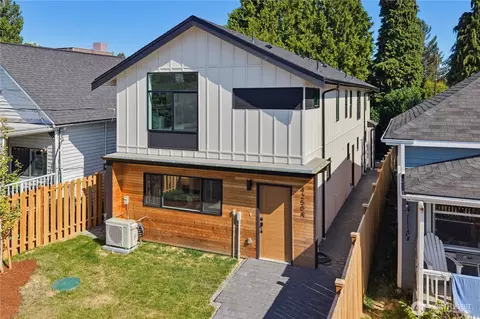 4250 S Juneau St #A, Seattle, WA 98118