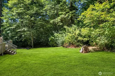 Exterior - 3115 York Rd, Everett, WA 98204 photo 6 of 6