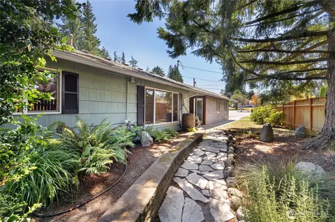 21903 42nd Pl W, Mountlake Terrace, WA 98043