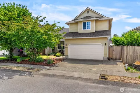 2715 28th Ave SW, Tumwater, WA 98512