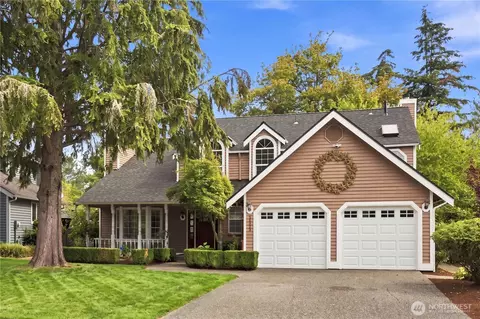 24528 SE 43rd Pl, Issaquah, WA 98029