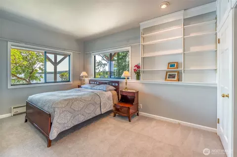 Bedroom - 1307 Spring Point Rd, Deer Harbor, WA 98243 photo 3 of 6