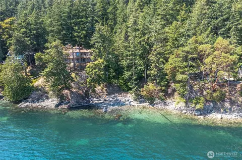1307 Spring Point Rd, Deer Harbor, WA 98243