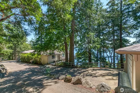 Exterior - 1307 Spring Point Rd, Deer Harbor, WA 98243 photo 2 of 7