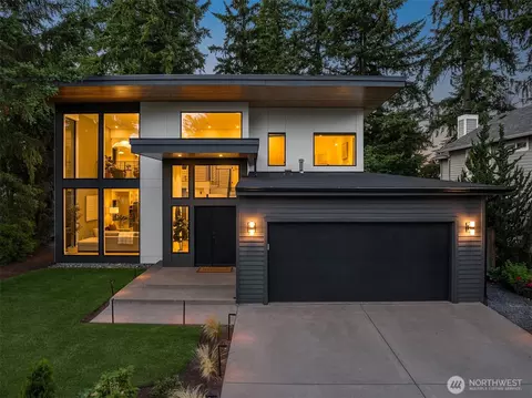 13342 NE 69th Way, Redmond, WA 98052