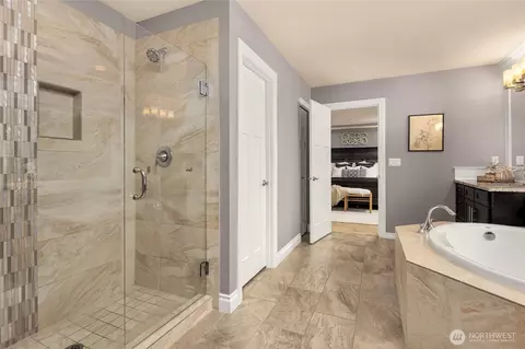 Bath - 20213 126th Ave NE, Bothell, WA 98011 photo 3 of 5