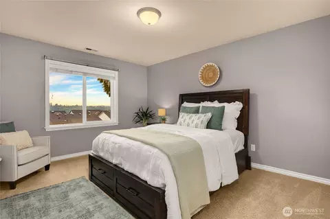 Bedroom - 20213 126th Ave NE, Bothell, WA 98011 photo 3 of 6