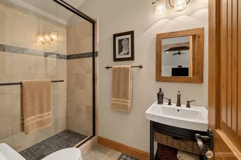 Bath - 1752 Ruby King Loop, Cle Elum, WA 98922 photo 6 of 7