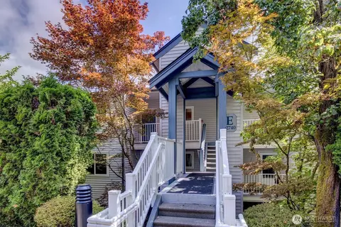 12740 NE 10th Pl #E305, Bellevue, WA 98005