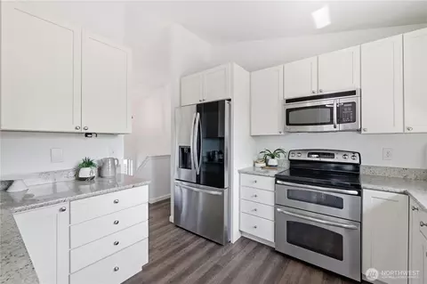 Kitchen - 1228 223rd St SW, Bothell, WA 98021 photo 1 of 4