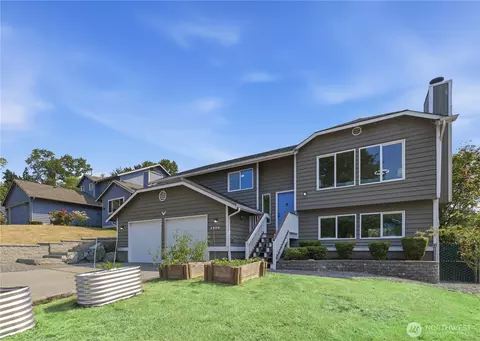 Exterior - 1228 223rd St SW, Bothell, WA 98021 photo 11 of 12