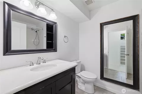 Bath - 1228 223rd St SW, Bothell, WA 98021 photo 3 of 3