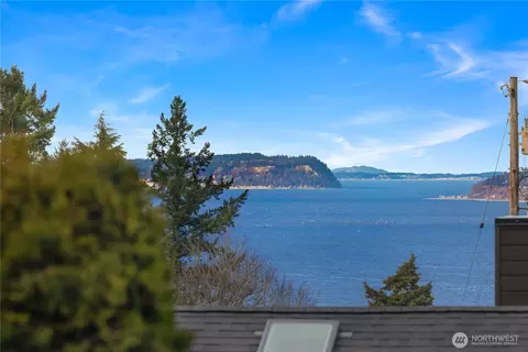 701 10th St, Mukilteo, WA 98275