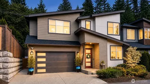 24387 NE 24th St, Sammamish, WA 98074