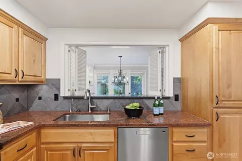 Kitchen - 1824 Mill Pointe Dr SE, Mill Creek, WA 98012 photo 3 of 3