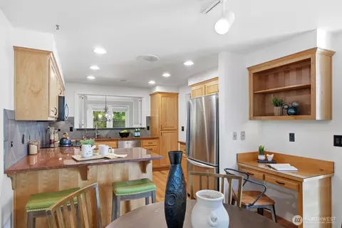 Kitchen - 1824 Mill Pointe Dr SE, Mill Creek, WA 98012 photo 1 of 3