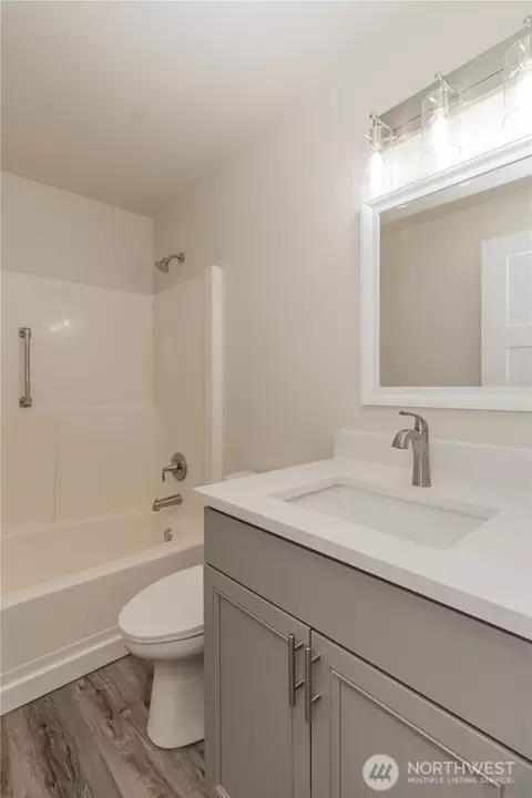 Bath - 17520 6th Ave Ct E, Spanaway, WA 98387 photo 2 of 3
