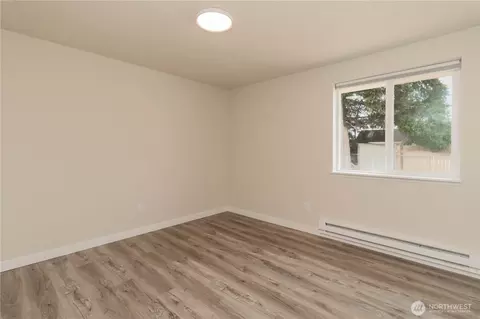Bedroom - 17520 6th Ave Ct E, Spanaway, WA 98387 photo 2 of 6