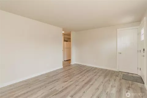 Living - 17520 6th Ave Ct E, Spanaway, WA 98387 photo 3 of 4