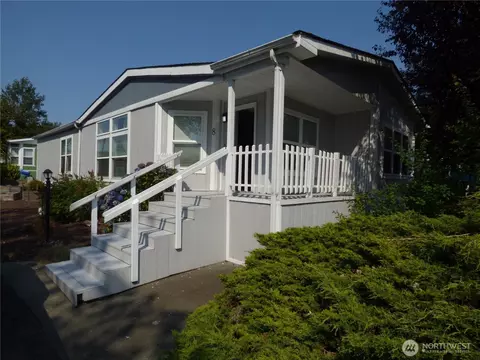 111 99th St S #8, Tacoma, WA 98444