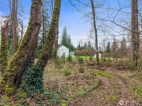 Exterior - 23670 SE 448th St, Enumclaw, WA 98022 photo 3 of 6