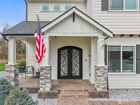 Exterior - 23670 SE 448th St, Enumclaw, WA 98022 photo 5 of 6