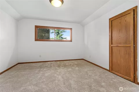 Bedroom - 1133 E Pole Rd, Everson, WA 98247 photo 6 of 7