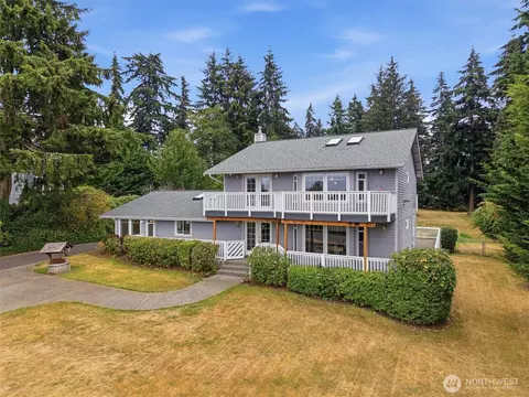 1269 SW 301st St, Federal Way, WA 98023