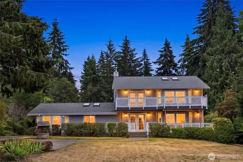 1269 SW 301st St, Federal Way, WA 98023