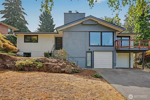 7017 NE 155th Pl, Kenmore, WA 98028