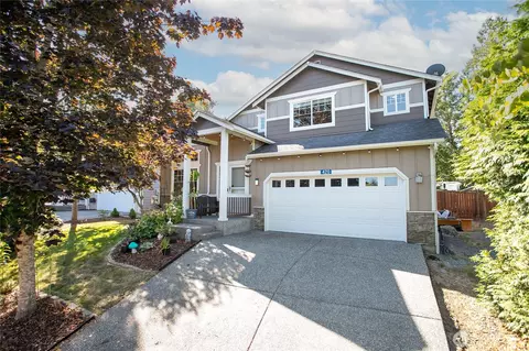 420 Barry Loop, Mount Vernon, WA 98274