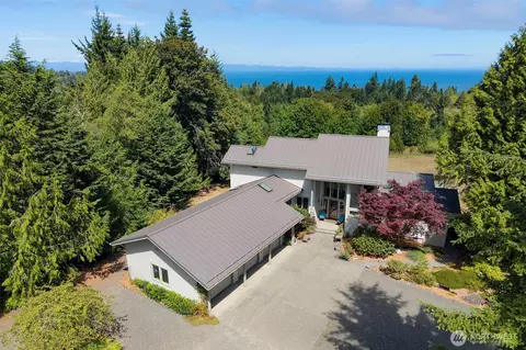 1668 Freshwater Bay Rd, Port Angeles, WA 98363