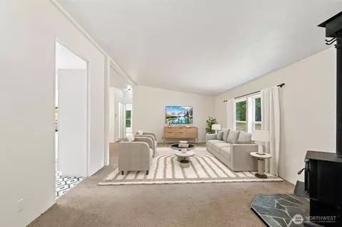 Living - 520 E Stadium Beach Rd W, Grapeview, WA 98546 photo 7 of 10