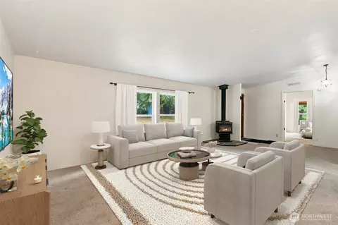 Living - 520 E Stadium Beach Rd W, Grapeview, WA 98546 photo 3 of 10