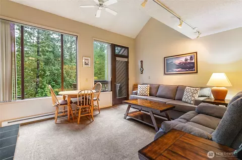 10500 Mt Baker Hwy #122, Deming, WA 98244