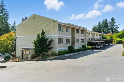 26425 Pennsylvania Ave NE #34, Kingston, WA 98346