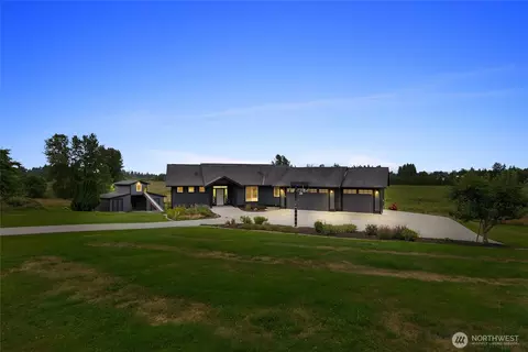 7406 100th St NE, Marysville, WA 98270