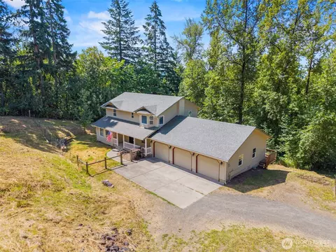551 Haussler Rd, Kelso, WA 98626